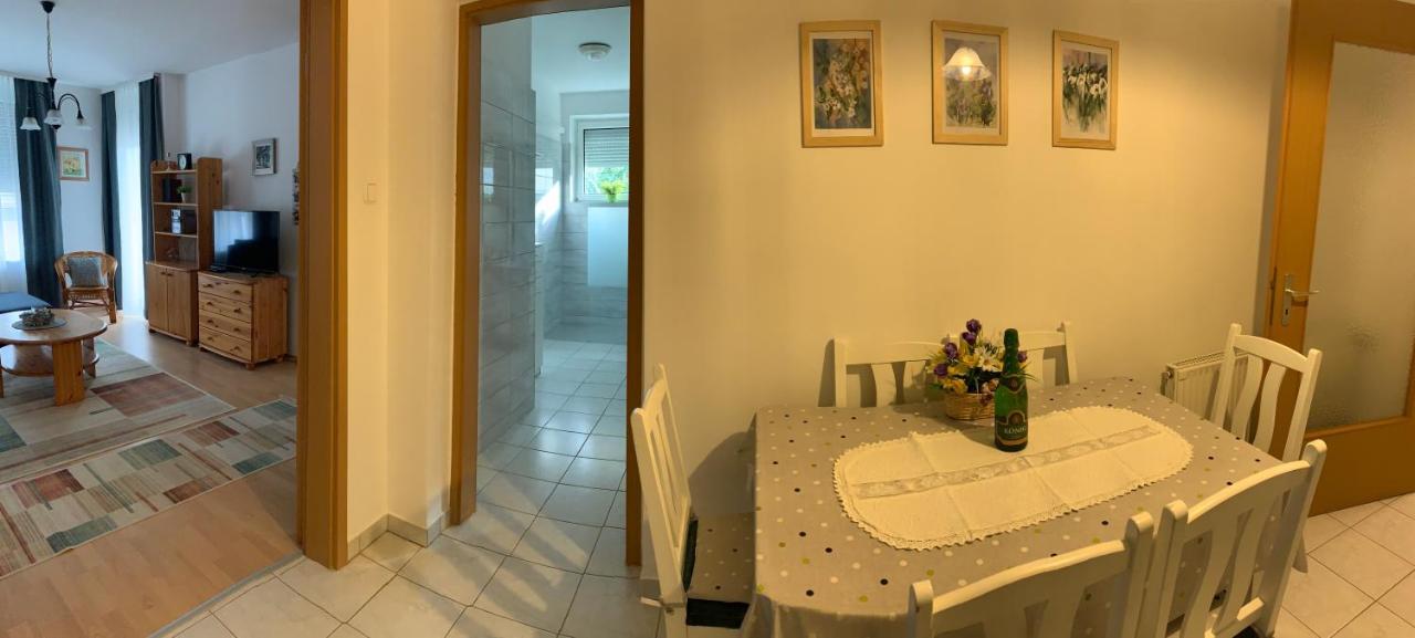 Konig Apartman Iii. Heviz Bagian luar foto