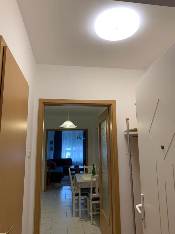 Konig Apartman Iii. Heviz Bagian luar foto