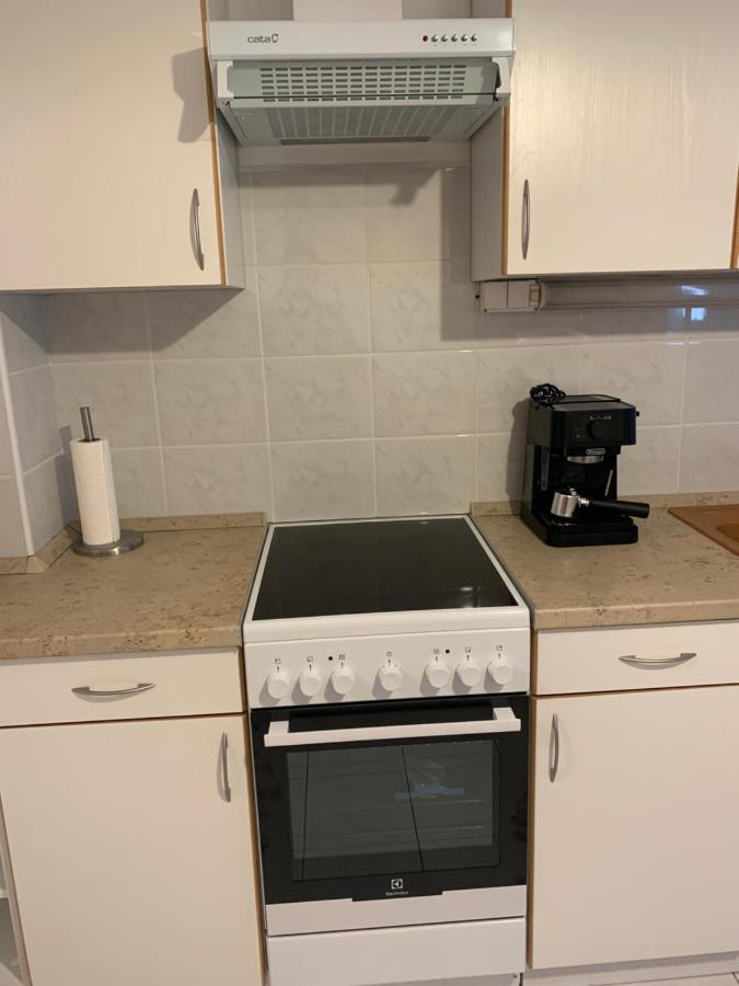Konig Apartman Iii. Heviz Bagian luar foto